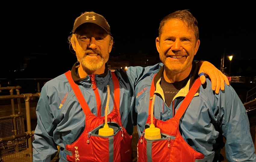 Steve Backshall with fellow paddler