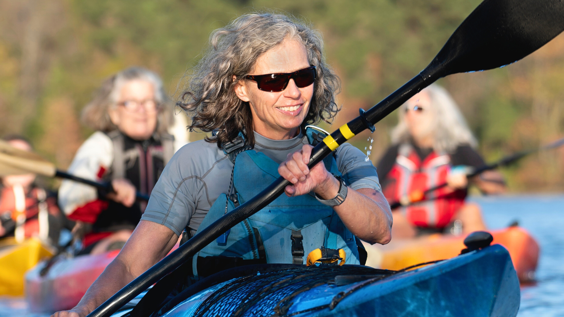 Women kayaking. Image used for offers and discounts page and for Event Day Membership