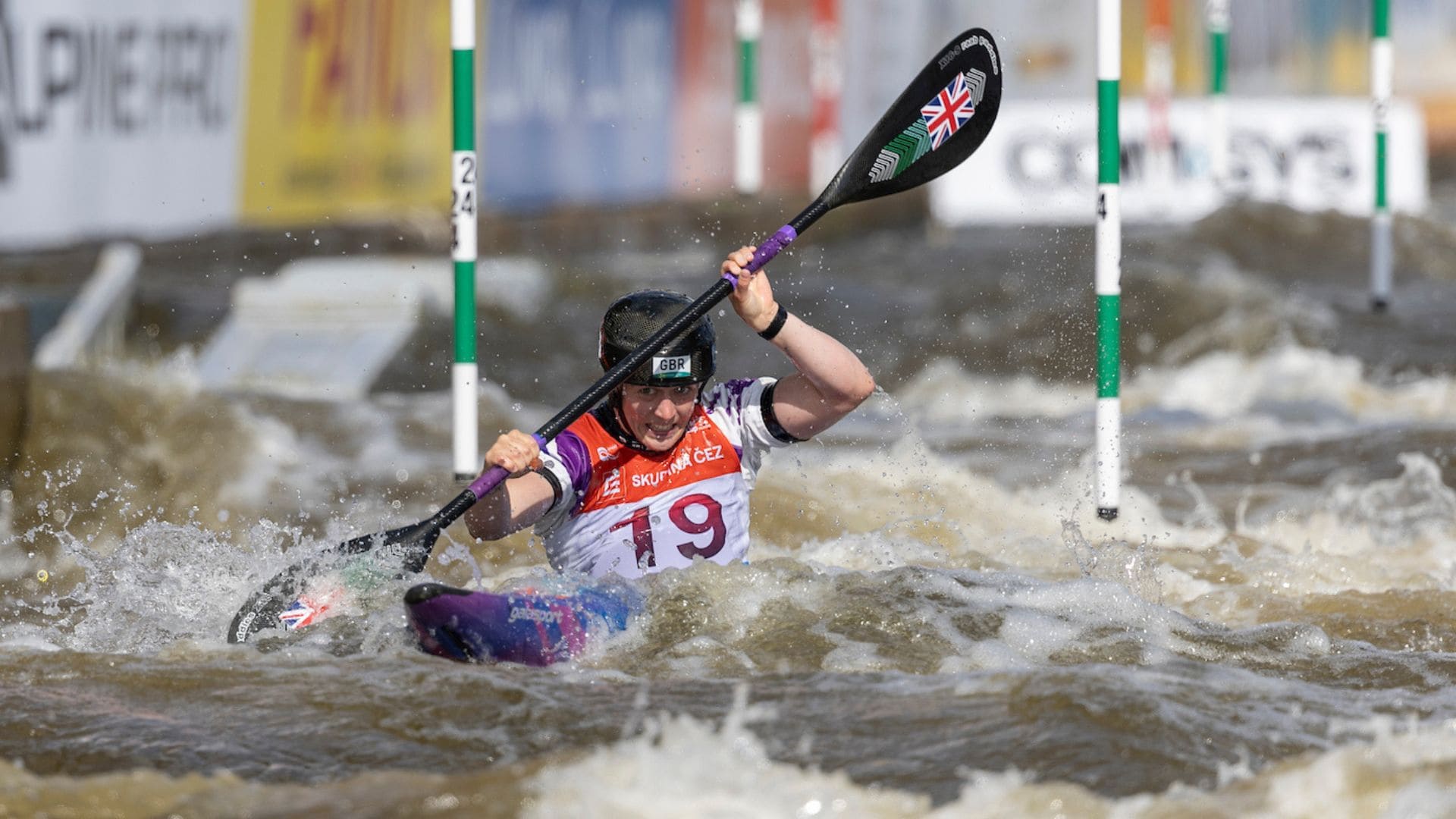Kimberley Woods powers down the Prague canoe slalom course