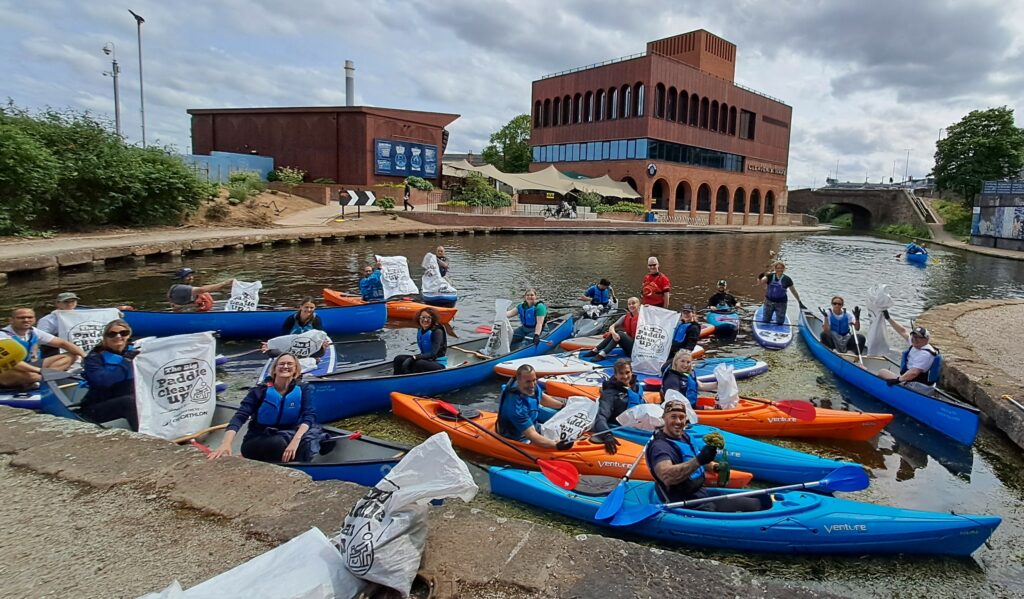 Paddle UK staff and the paracanoe team joined forces to collect rubbish from Nottingham Canal