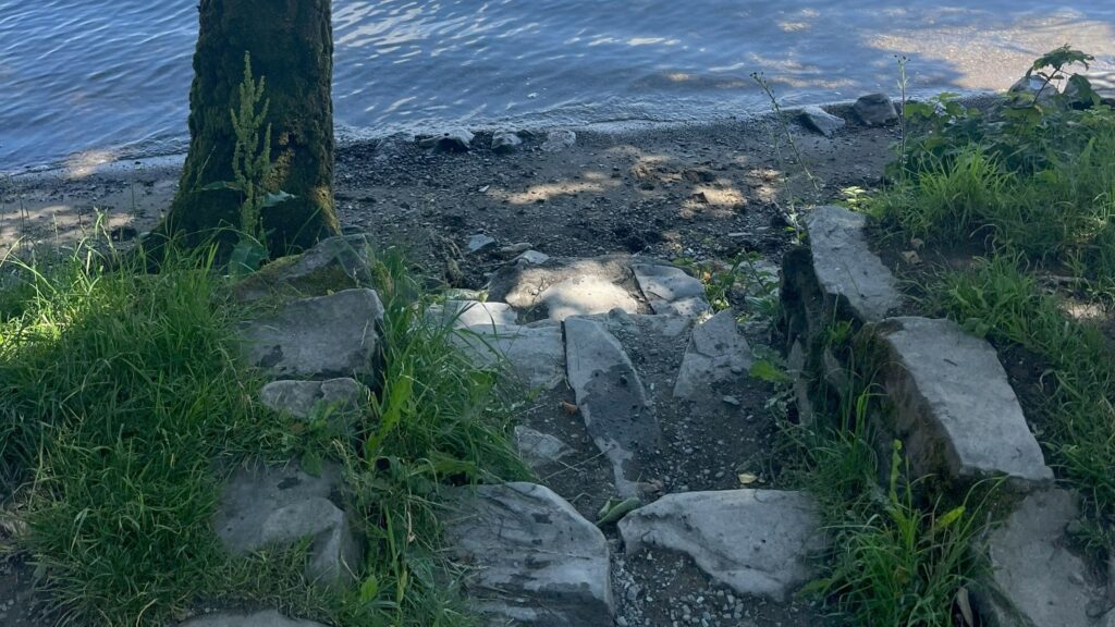 Steps down from Red Nab car park to the shore