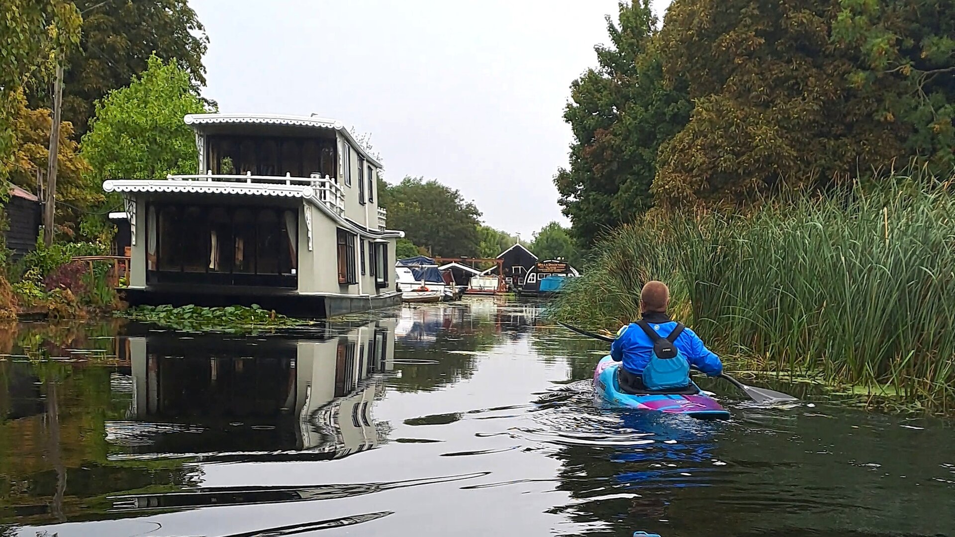 Paddler on Erewash Canal