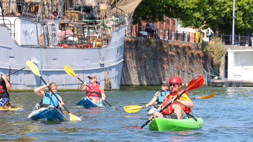 Oliver Richardson coaching at Bristol Deaf Watersports Club